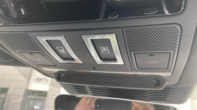 Land Rover Discovery 3.0 D350 Dynamic SE 5dr Auto Diesel Station Wagon